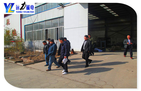 平板磁选机,青海平板磁选机皮带老跑偏_青海平板磁选机皮带老跑偏永磁排列图工作原理_选矿规格参数及执行标准 平板磁选机,青海平板磁选机皮带老跑偏_青海平板磁选机皮带老跑偏永磁排列图工作原理_选矿规格参数及执行标准